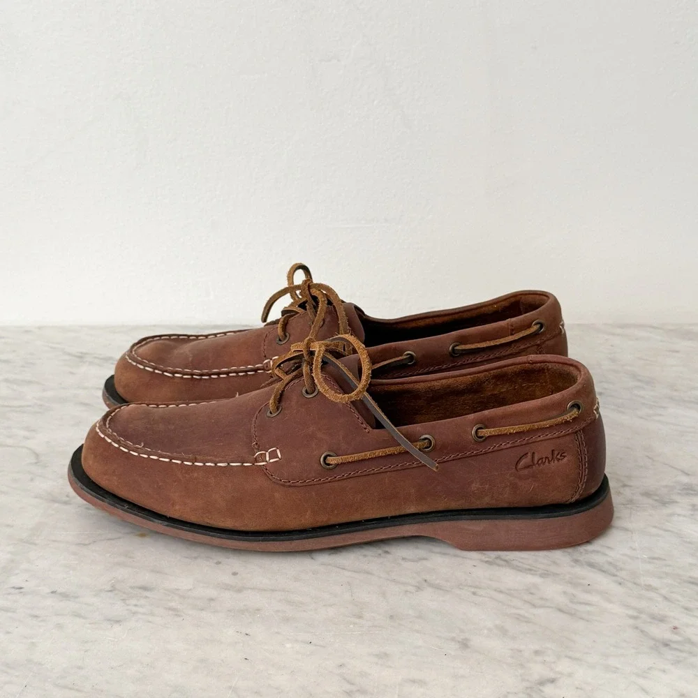 Clarks Boat Shoes Leather Nautical Preppy Brown Contrast Stitching Men 10.5 M